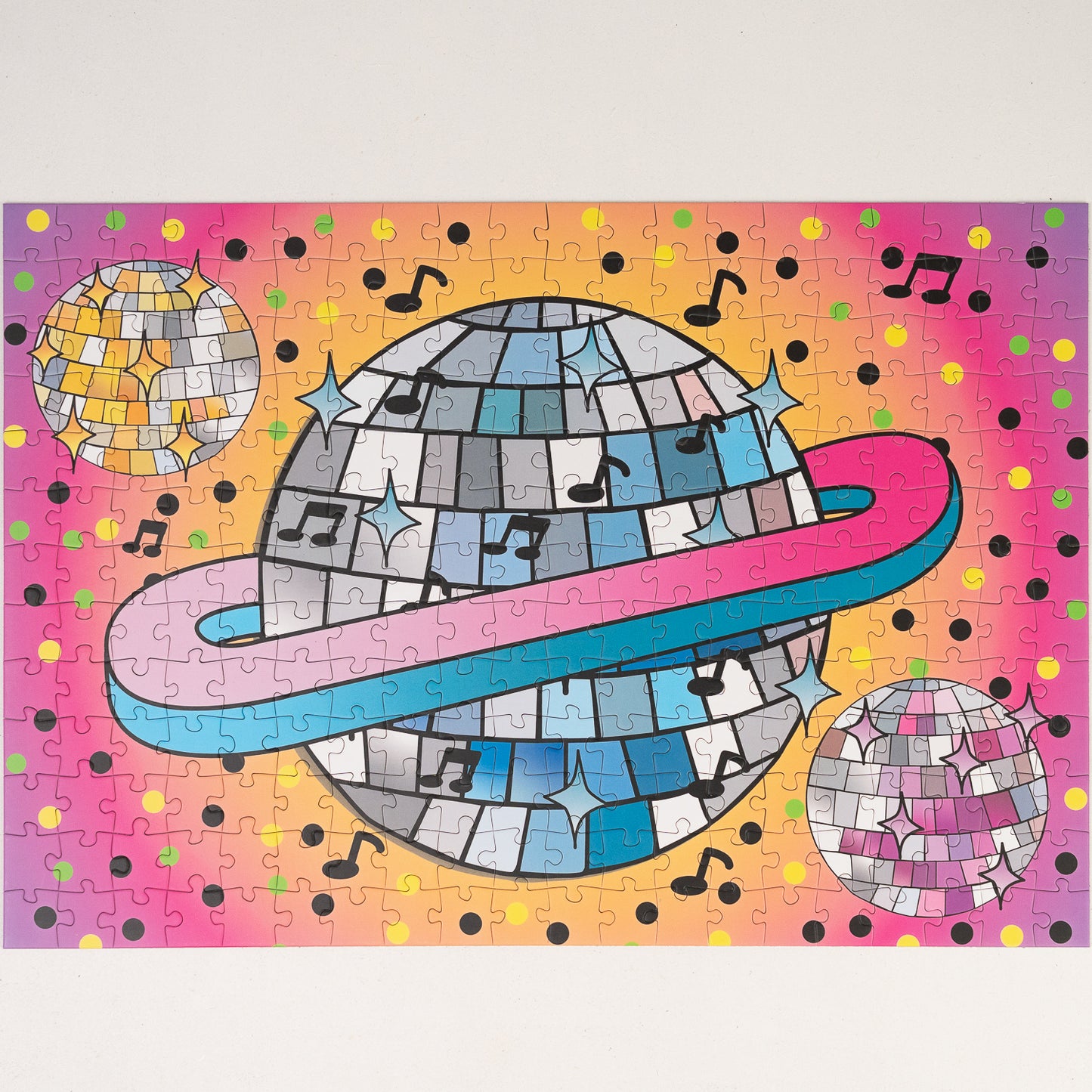 MEET THE FAMILY / DISCO, 2x 260 piece puzzles