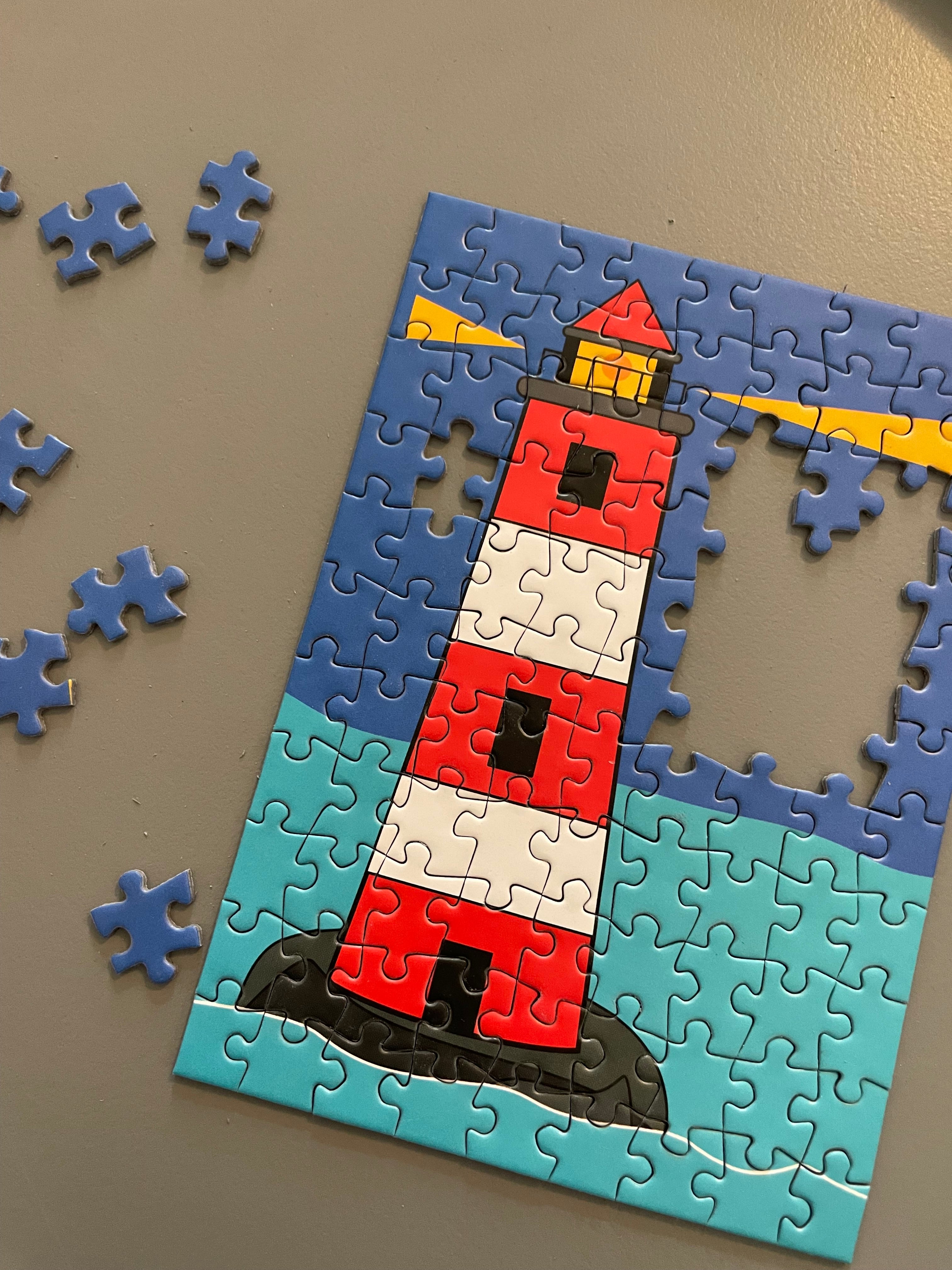 LEUCHTTURM, 99 Teile Mini Puzzle